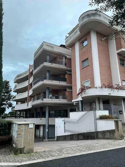 Residenza Dell Agrifoglio Apartment Rome