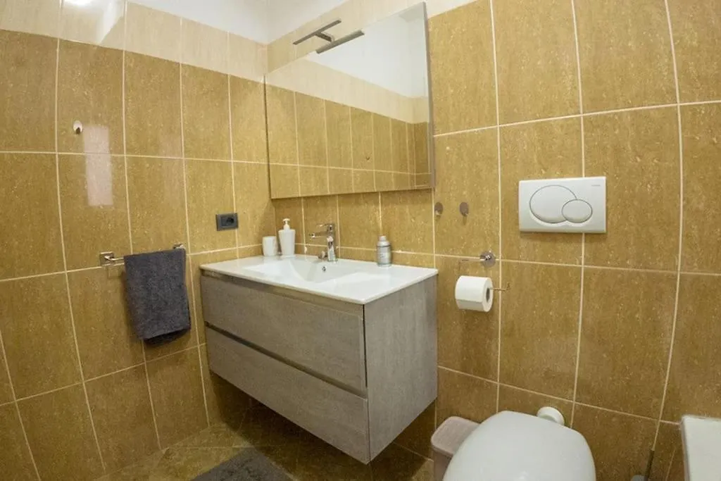 Residenza Dell Agrifoglio Apartment Rome